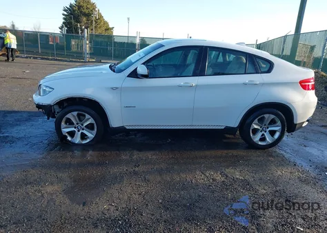 2011 BMW X6 xDrive35I z USA, uszkodzony, nr VIN 5UXFG2C50BLX06183
